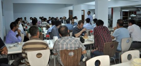 Midyat’ta yeni atanan öğretmenler kaynaşma yemeğinde buluştu