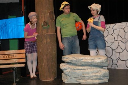 Mıknatıs Çocuk miniklerin ilgi odağı oldu