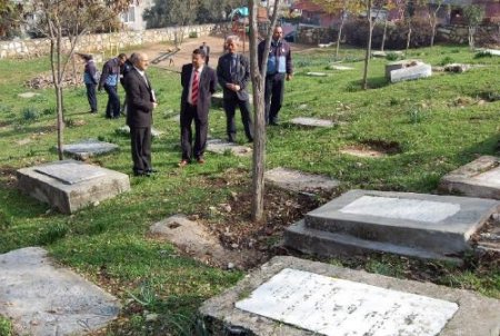 Milas'taki Musevi Mezarlığı Restore Edilecek