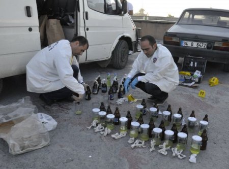 Milletvekili Adayının Cephanelik Gibi Seçim İrtibat Bürosu