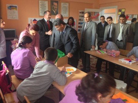 Milletvekili Altay: Engelli çocuklarımız yalnız değil