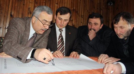 Milletvekili Demir'den Ladik Bolat Köyü'ne Kuran Kursu müjdesi