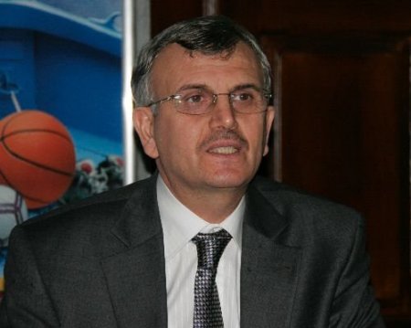 Milletvekili Erdöl: Belediye Encümenleri Sigara Yasağında Yetkilerini Yeterince Kullanmıyor
