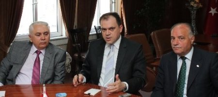 Milletvekili Matlı yumurtacıların sorularını dinledi