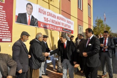 Milletvekili Pakdil, cemevinde iftar açtı