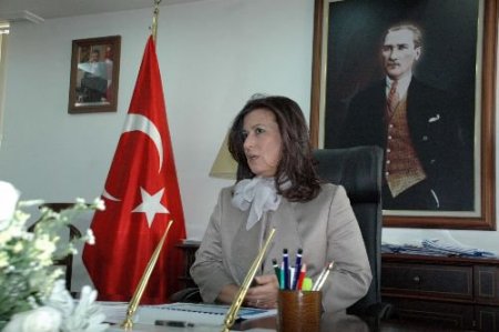 Milli Eğitim Bakanı Çubukçu, Kız Yurdunu Hizmete Açtı