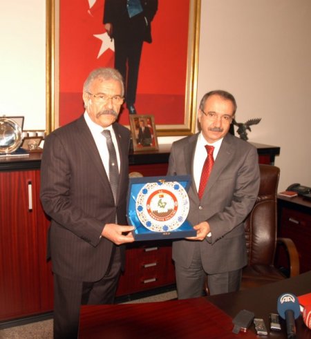 Milli Eğitim Bakanı Dinçer Osmaniye'de