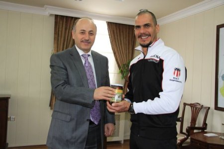 Milli sporcu, rekor denemesini hava muhalefeti nedeniyle iptal etti