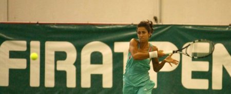Milli tenisçi Çağla Büyükakçay, Pemra Özgen’in rakibi oldu