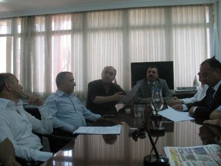 Mimar Kemalettin Moda Merkezi Esnafı Tepki İçin Kepenk Kapatacak