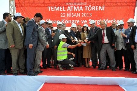 Mimar Sinan Kongre ve Sergi Merkezi’nin temeli atıldı, 1 Ocak’ta açılacak