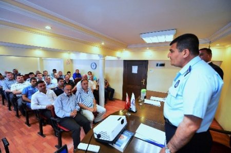 Minibüs şoförleri şikayetlere karşı eğitiliyor