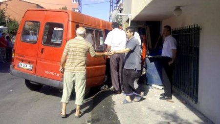 Minibüs Uyandırdı