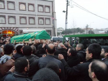 Minibüsçü kardeşler defnedildi