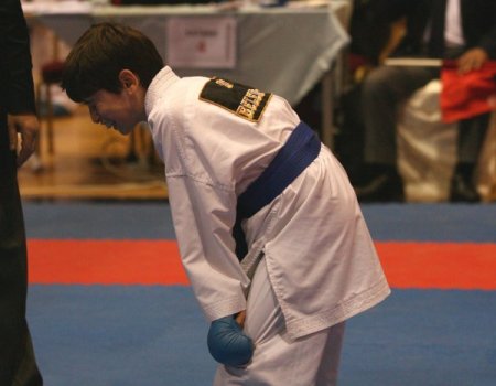 Minik karatecilerin kimi sevinçten kimi üzüntüden ağladı