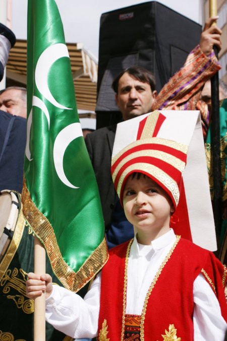 Minik mehteranların gösterisi beğeni topladı