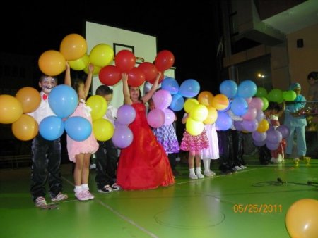 Minikler Anaokulu Diplomalarını Törenle Aldı