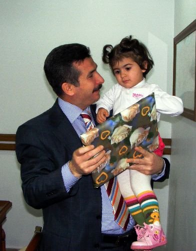 Miniklerden Tatvan Kaymakamı'na Ziyaret