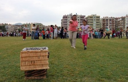 Miniklerin gösterisi büyüledi