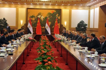Mısır Cumhurbaşkanı Mursi, Çin ziyaretine başladı