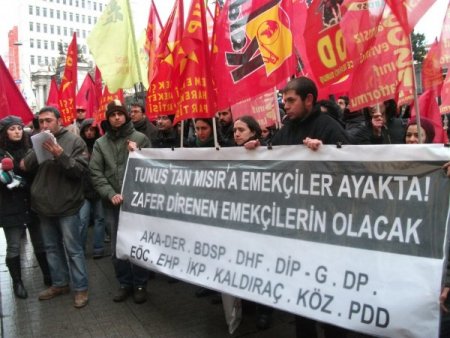Mısır Ve Tunus'taki Halk Ayaklanmalarına Taksim'den Destek Verdiler
