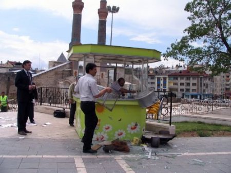 Mısırcıların Kaldırılması Sırasında Olaylar Çıktı