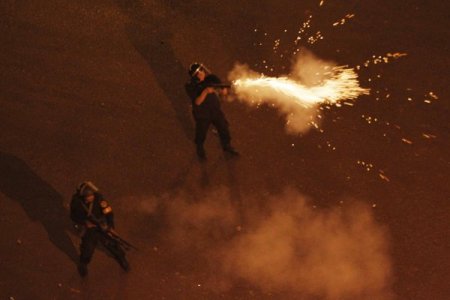 Mısır'da Sokağa Çıkma Yasağına Rağmen Gösteriler Sürüyor