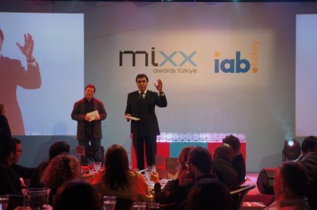 Mixx Awards Türkiye 2012 ödülleri sahiplerine verildi