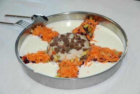 MKÜ öğrencileri yemek yarışmasında parmak ısırttı