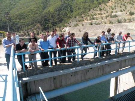 Mmo, Üniversite Öğrencileri İçin Altınkaya Barajı’na Gezi Düzenledi