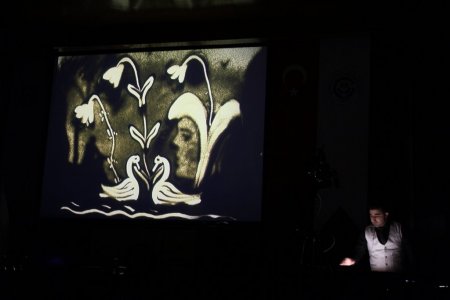 Mobbing mağdurları birer sosyal ölü haline geliyor