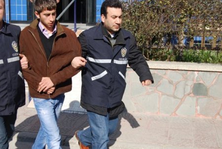 Mobese Sayesinde Bankacıları Gasp Edenler Yakalandı