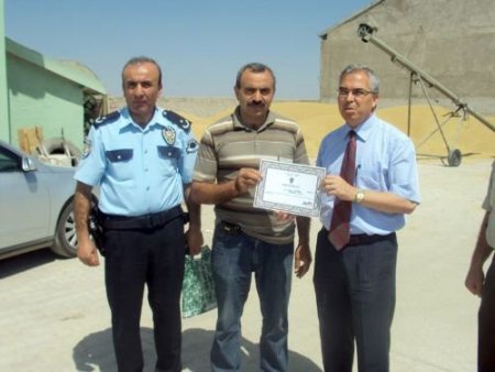 Mobese Sistemine Destek Veren Esnafa Teşekkür Belgesi