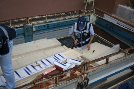 Mobilya arası kaçak sigara sevkiyatı