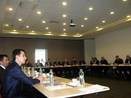 Mobilya ve makine-metal işleri sektörel çalıştayları yapıldı