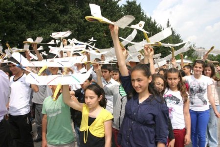 Model Uçak Yapmanın Keyfini Yaşadılar