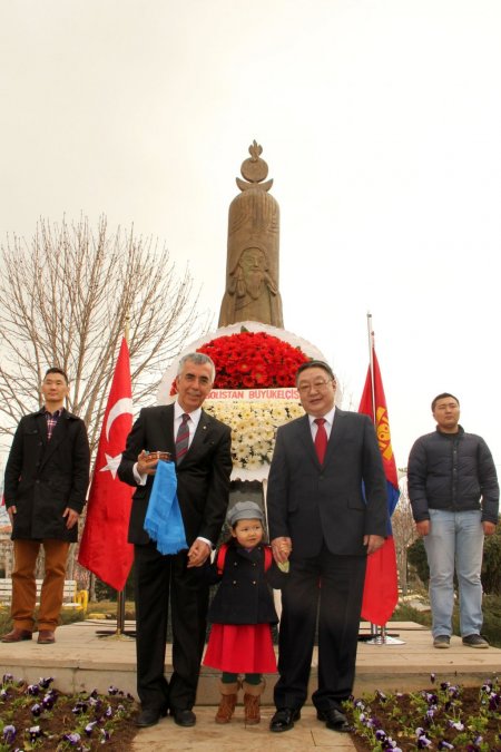 Moğol elçisi, Çankaya’daki ‘Cengiz Han Parkı’nı gezdi