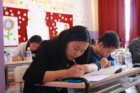 Moğol gençlerin hayali Türk okullarında okumak