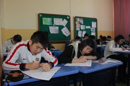 Moğol gençlerin hayali Türk okullarında okumak