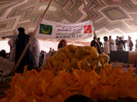 Moritanya’daki Türk Okulu Öğrencilerinden Örnek Davranış