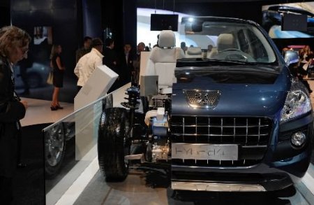 Moskova Otomobil Fuarında 600 Yeni Araç Görücüye Çıktı