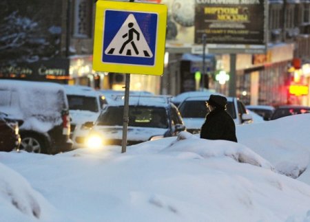 Moskova yüz yılın en karlı kışını yaşıyor
