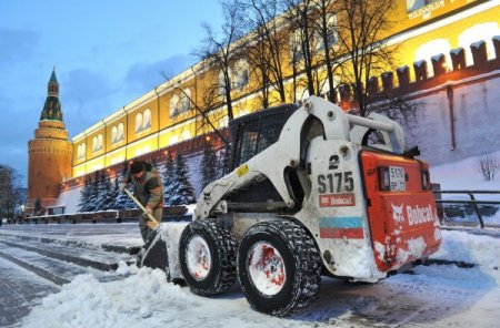 Moskova yüz yılın en karlı kışını yaşıyor