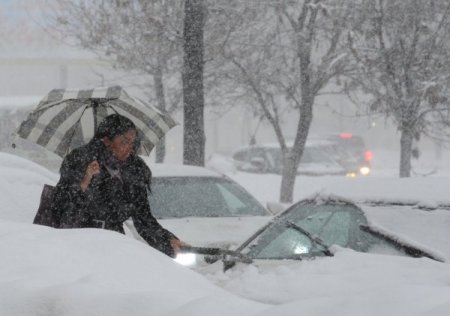 Moskova yüz yılın en karlı kışını yaşıyor