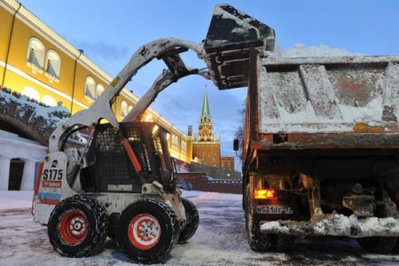 Moskova yüz yılın en karlı kışını yaşıyor