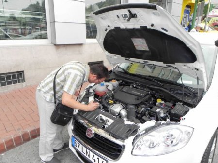 Motor bloğuna giren kedilere karşı sürücülere uyarı