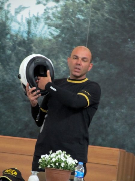 Motorculara 'Kaskımla Güvendeyim Trafik Eğitim Projesi' Semineri