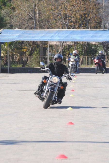 Motorlu Polisler İleri Sürüş Eğitimi Alıyor