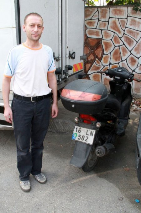 Motoru çalınan şahıs polislerden önce özür diledi, sonra teşekkür etti