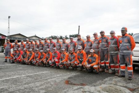 Motosikletli Temizlik Timi Çöpçüleri Denetliyor